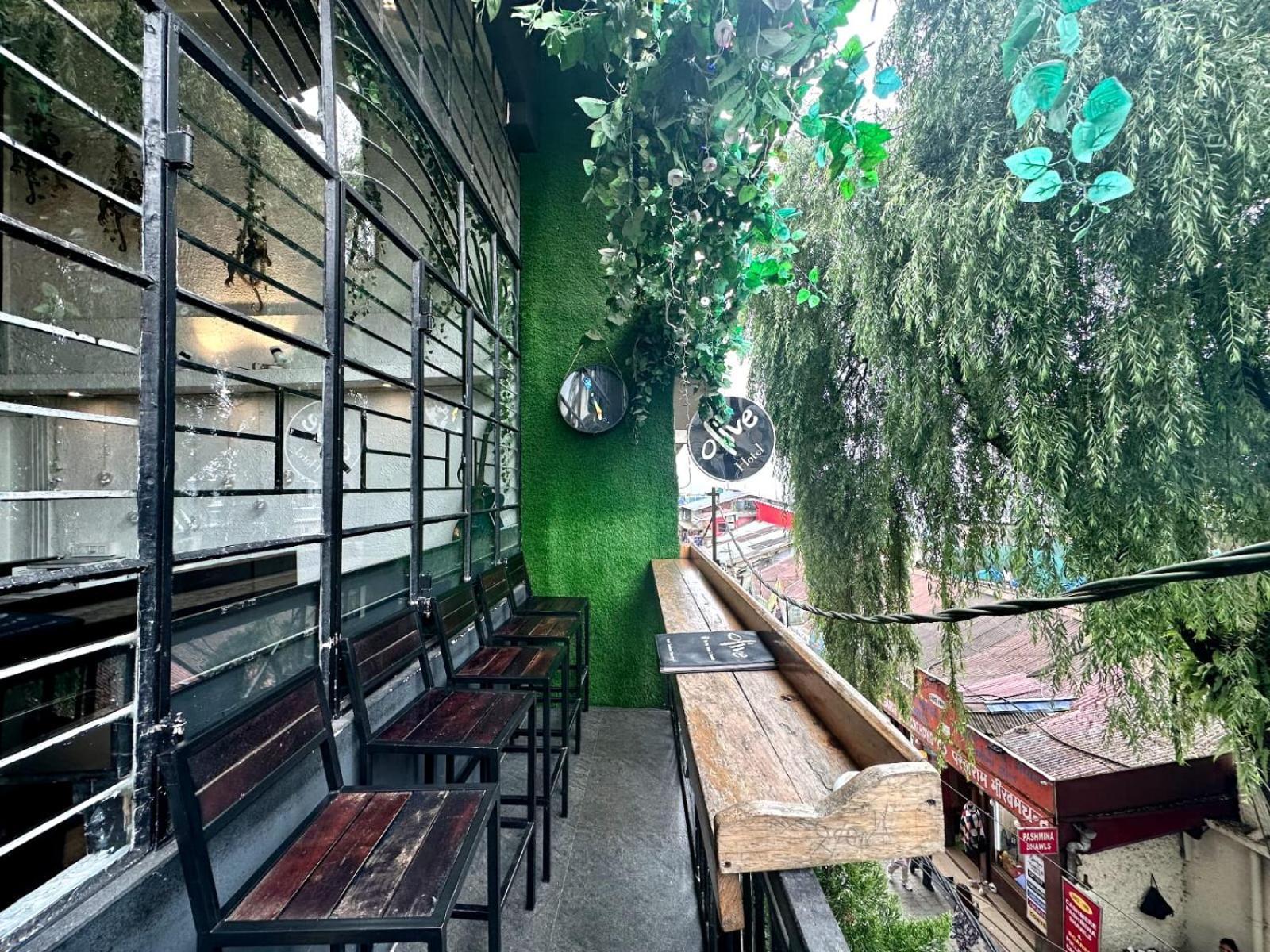 Olive By Tej Hotel And Resorts Дарджилинг Екстериор снимка