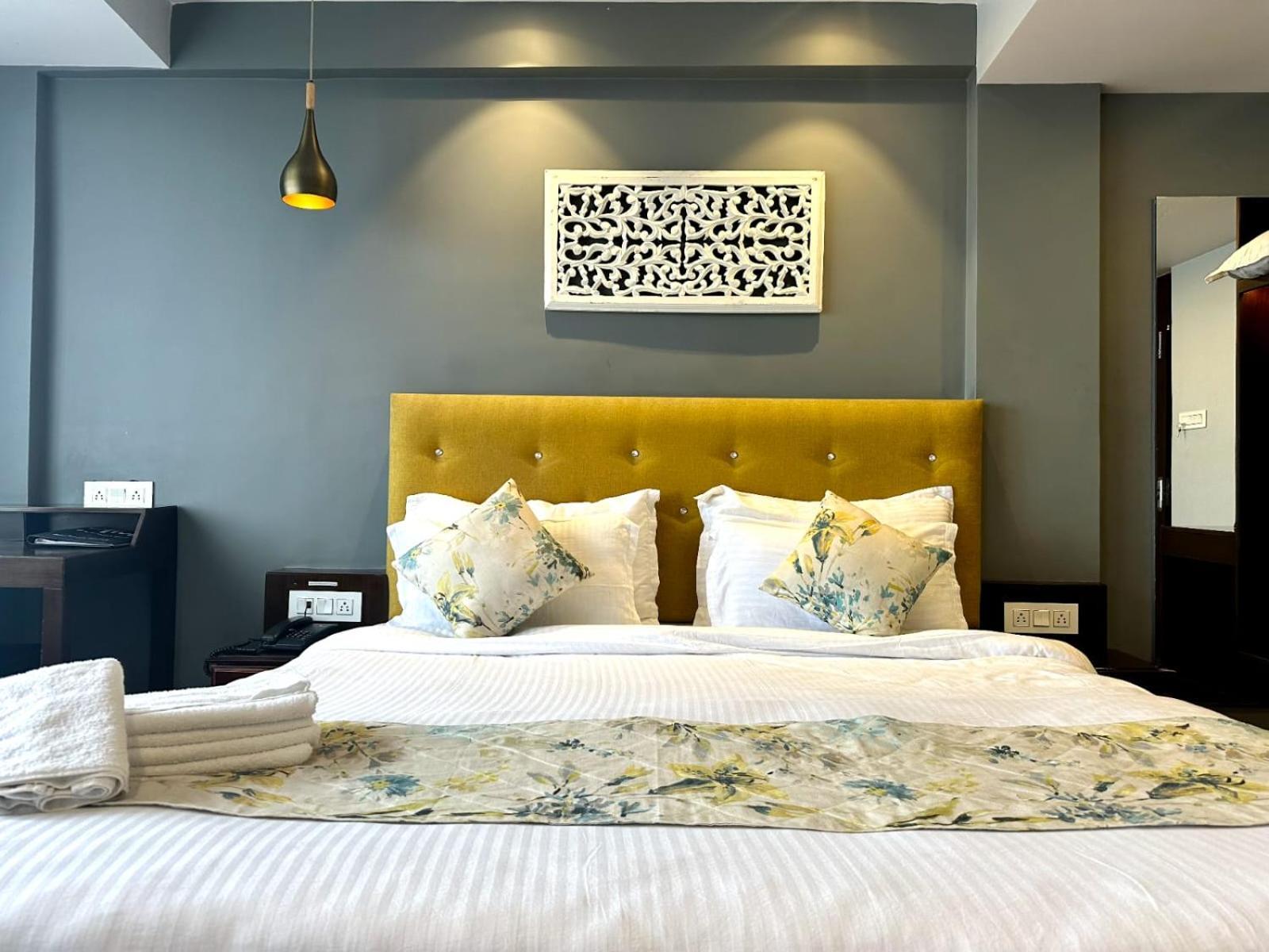 Olive By Tej Hotel And Resorts Дарджилинг Екстериор снимка